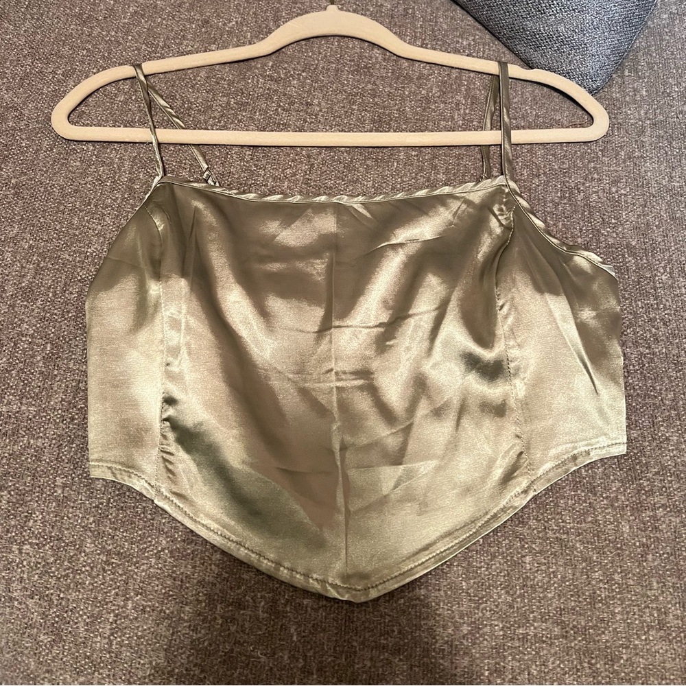 Shein crop top with pointed angle bottom